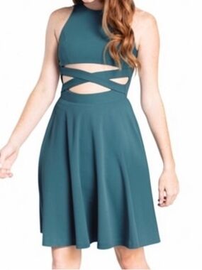 DRESS THE POPULATION Mariela Cutout Fit & Flare Dress in Sea Breeze Size Small